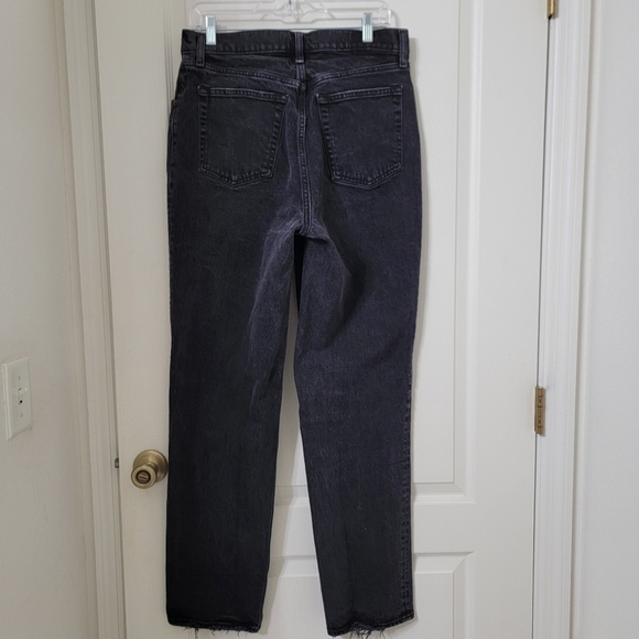 Abercrombie & Fitch Size 31 / 12 Washed Black The 90's Straight Ultra High Rise - Picture 4 of 13